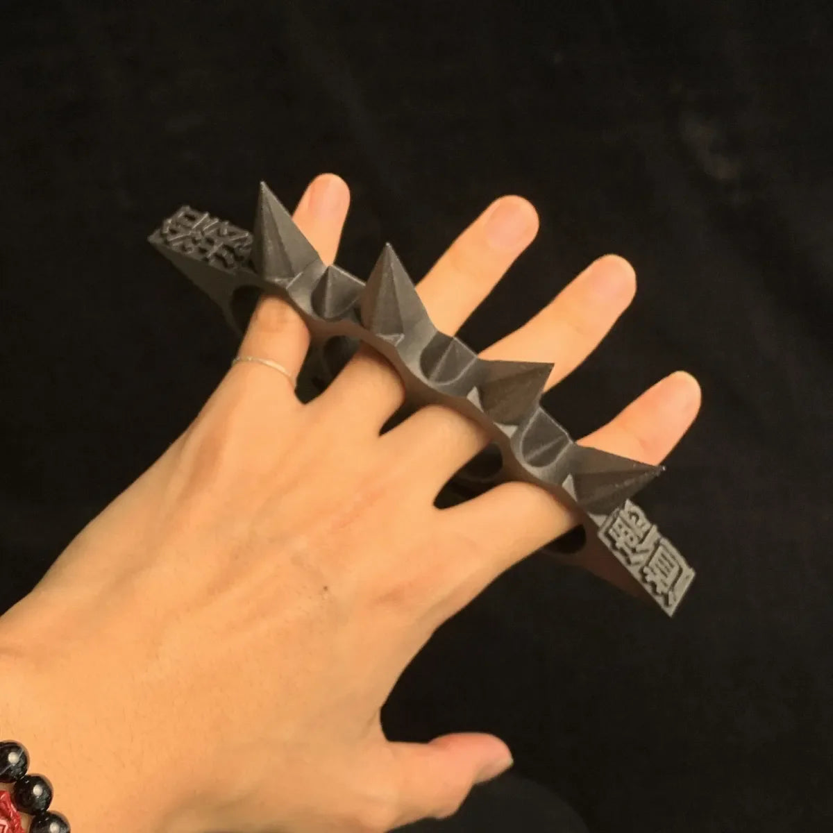 Lightweight Carbon Fiber Knuckle Duster - Self-Defense EDC
