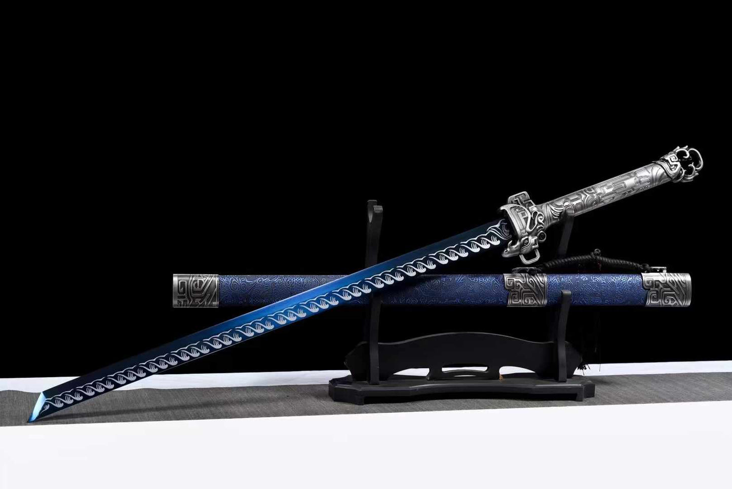 Handmade Chinese Sword With Thunder Tiger Tang Heng