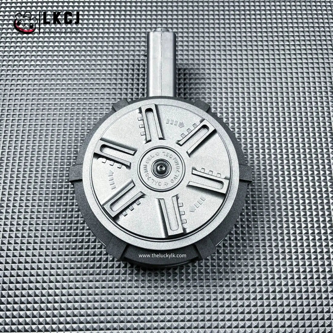 High Quality Fine Metal/Nylon Universal Magazines